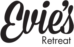 Evie's Retreat logo